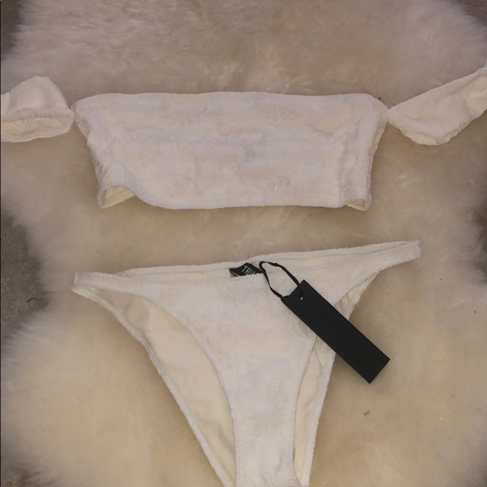 White Triangl Bikini